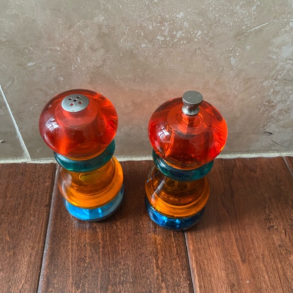 Olde Thompson Salt Shaker and Pepper Mill  \